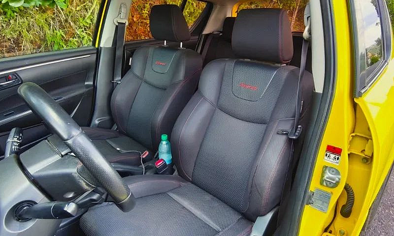 Suzuki Swift Sport R...