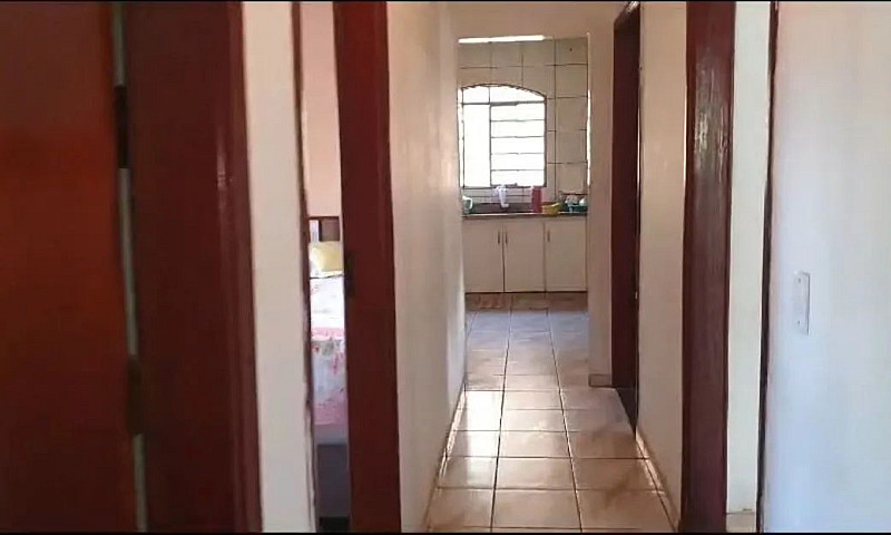 Alugo Casa Em Anápol...