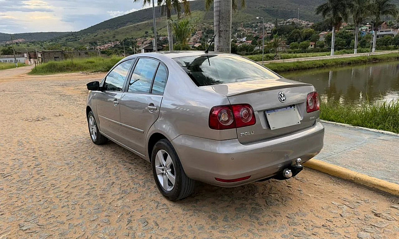 Volkswagen Polo Seda...