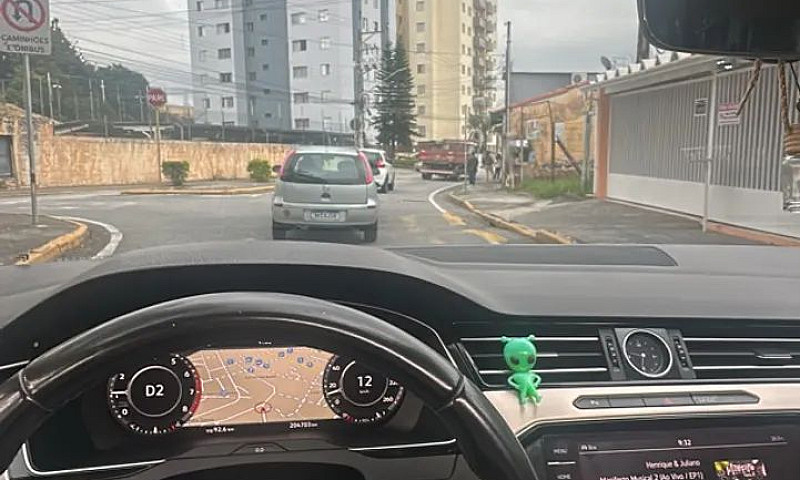Volkswagen Passat Hi...