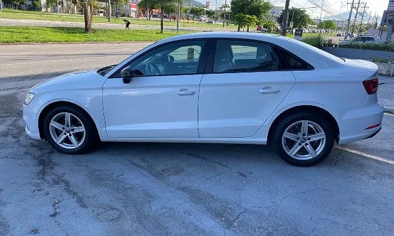 Audi A3 Sedan Presti...
