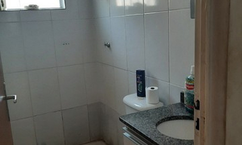Aluga-Se Casa Sta Te...