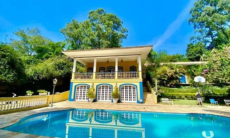 Casa Com 7 Dormitóri...