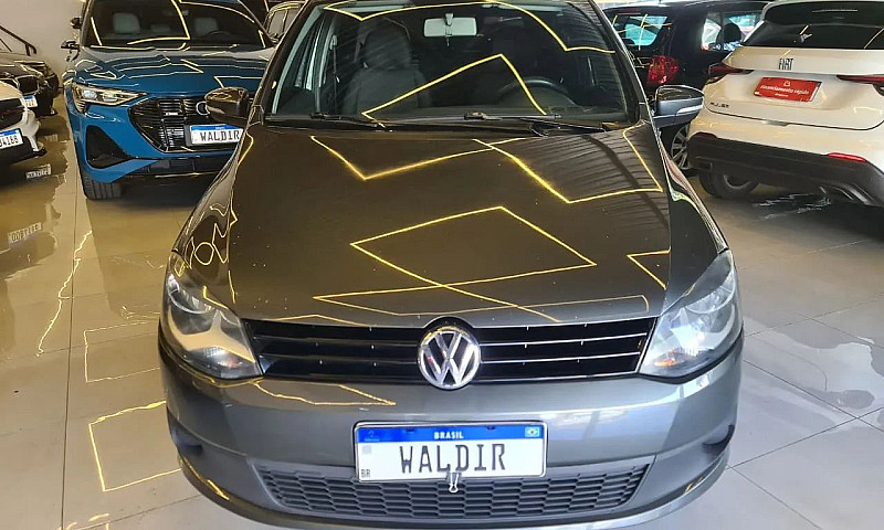 Volkswagen Fox 1.6 M...