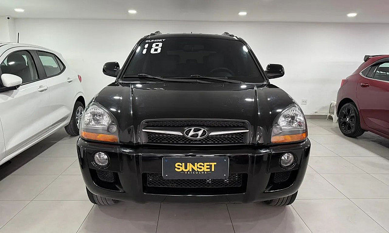 Hyundai Tucson 2.0 1...