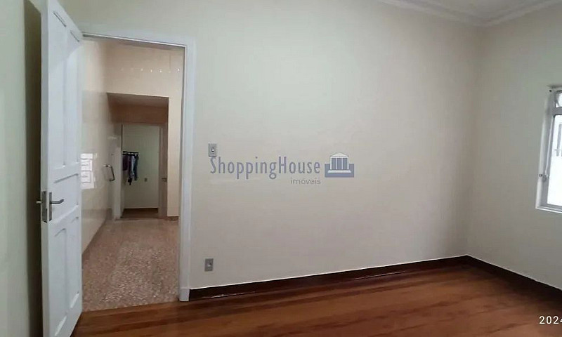 Casa Com 3 Dormitóri...