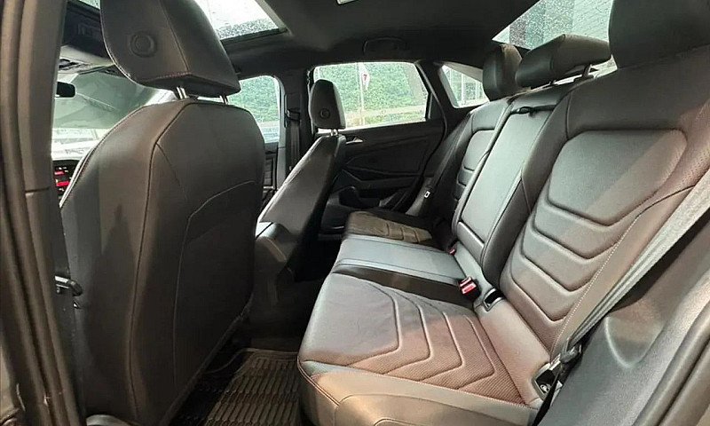 Volkswagen Jetta Gli...