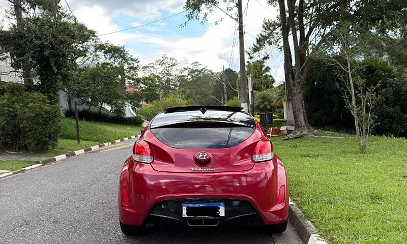 Hyundai Veloster 1.6...