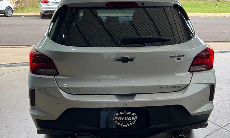Chevrolet Onix Hatch...