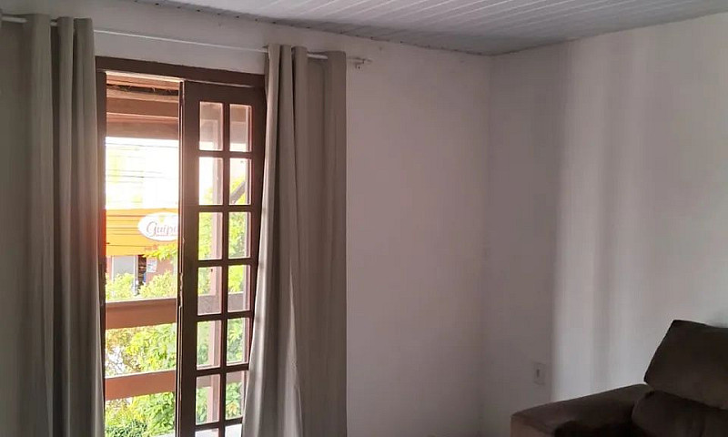 Alugo Casa Bem Local...