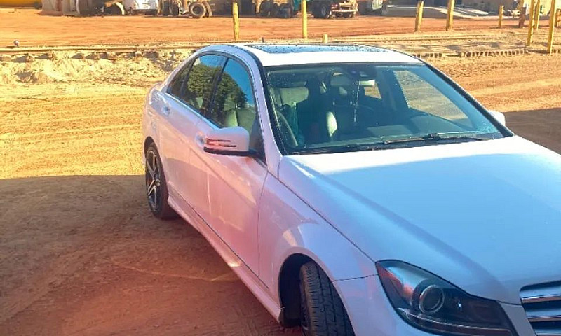 Mercedes-Benz C-200 ...