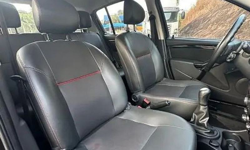 Renault Sandero Step...
