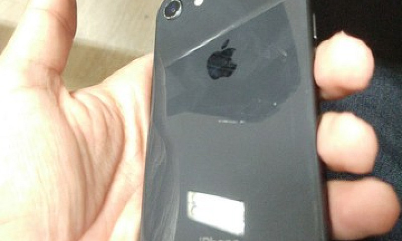 Iphone 8...