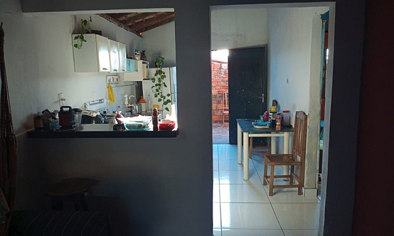 Casa Á Venda...