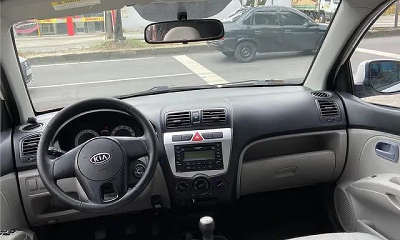 Kia Picanto 2011 1.0...