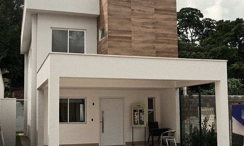 Casa De Condomínio S...