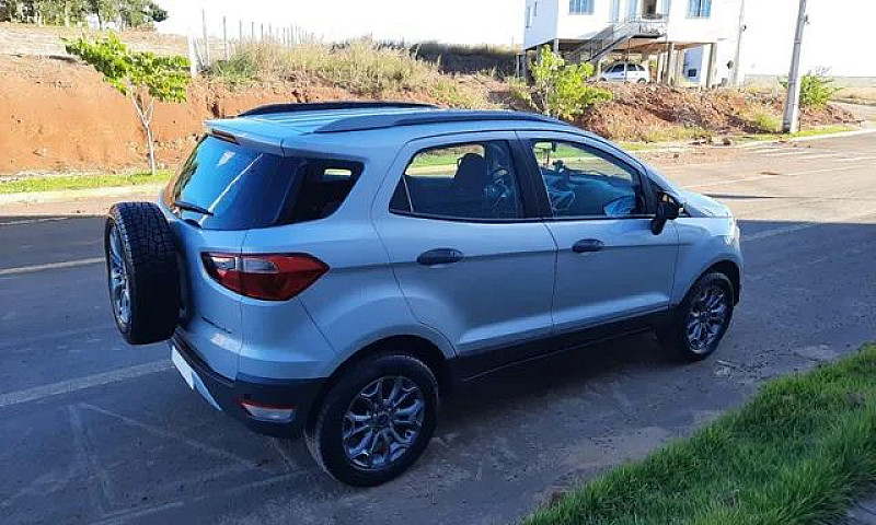 Ecosport Freestyle 1...