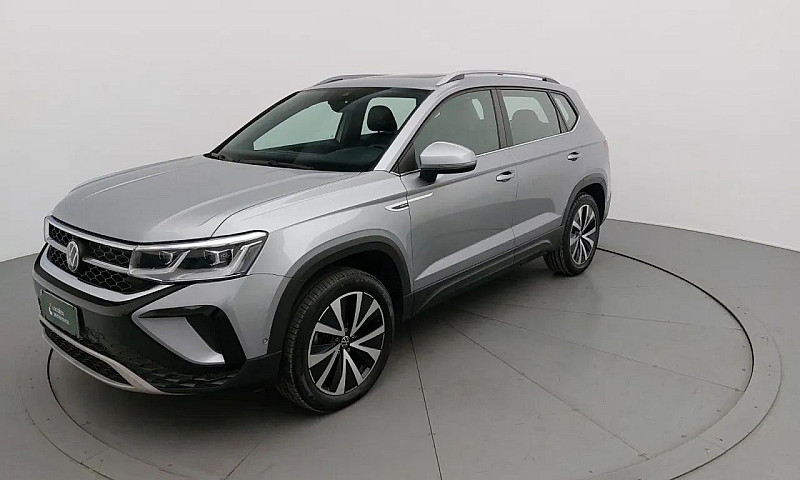 Volkswagen Taos 2023...