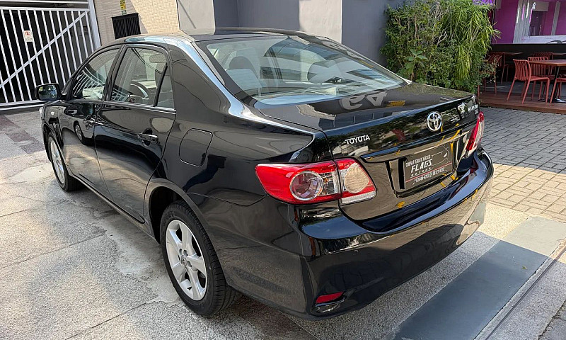 Toyota Corolla Gli 1...