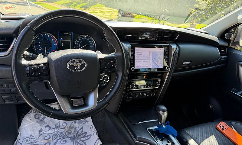 Toyota Hilux Sw4 Srx...
