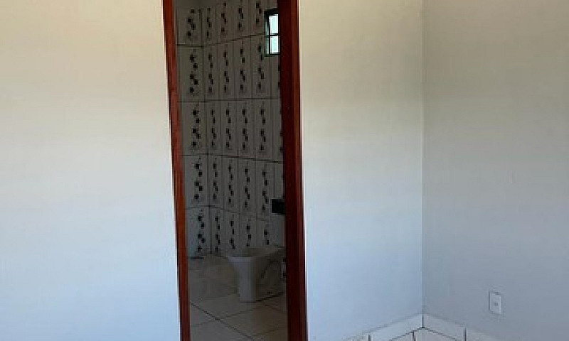 Casa Com 03 Quartos ...