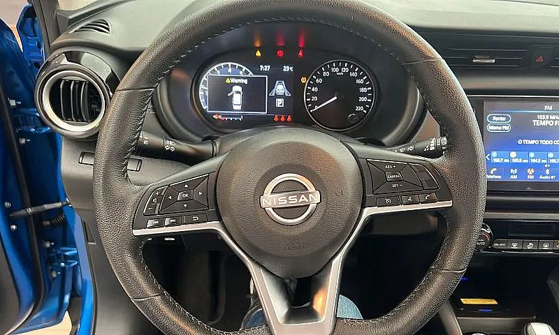Nissan Kicks Exclusi...