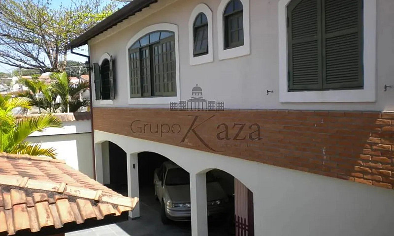 Casa Sobrado Com Edí...