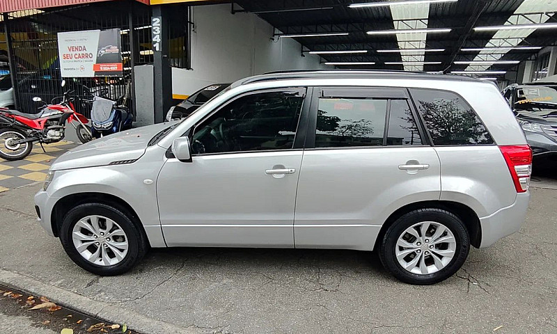 Suzuki Grand Vitara ...
