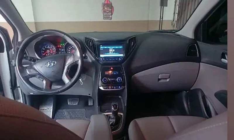 Hyundai Hb20S Premiu...