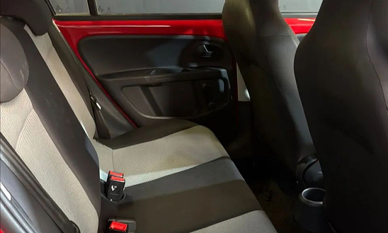 Volkswagen Up! Take ...