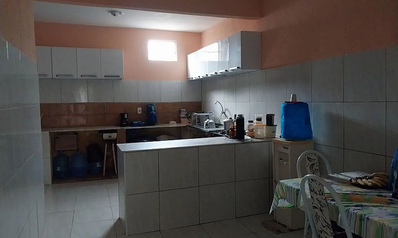 Vende -Se Casa Por 8...