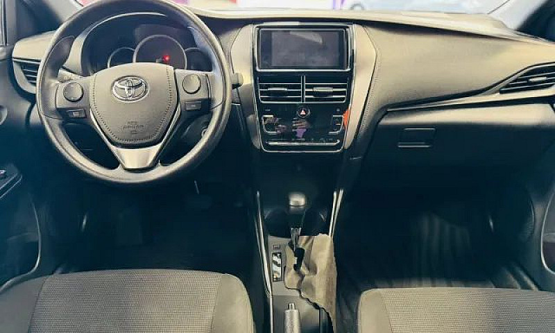 Toyota Yaris Xl 1.5 ...