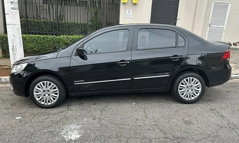 Volkswagen Voyage 1....