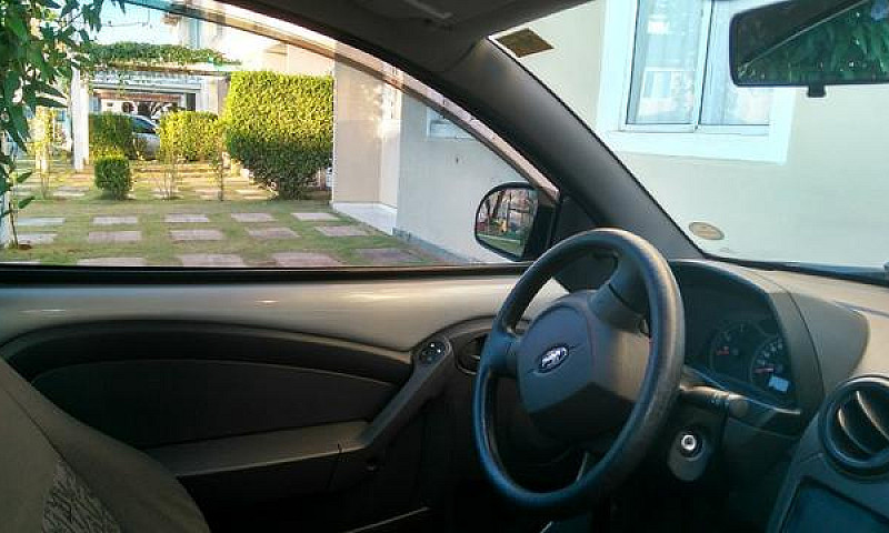 Ford Ka...