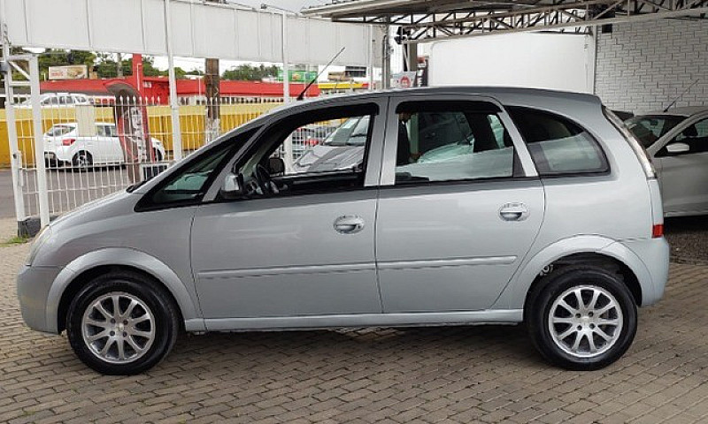 Meriva Premium 1.8 M...