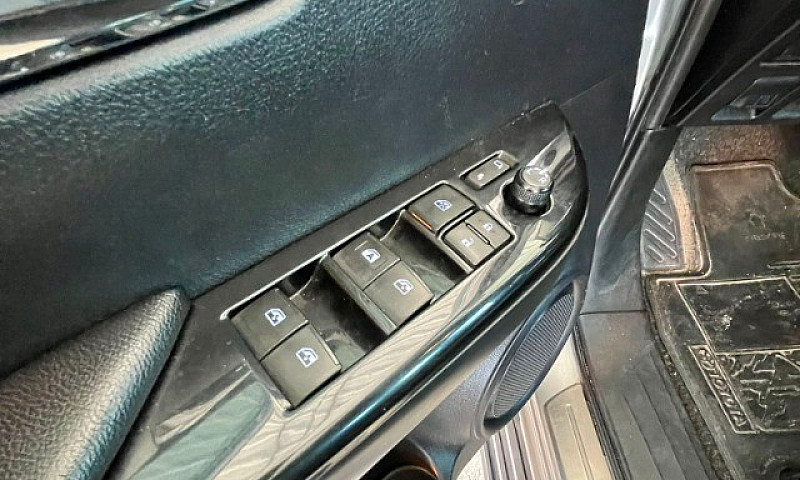 Hilux Srv 2017...