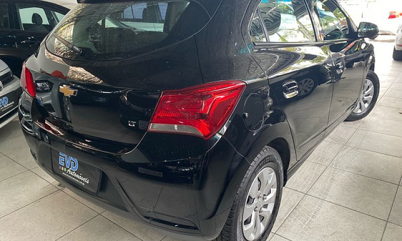 Chevrolet Onix Compl...