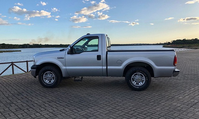 Ford F250 Cs Xlt 3.9...