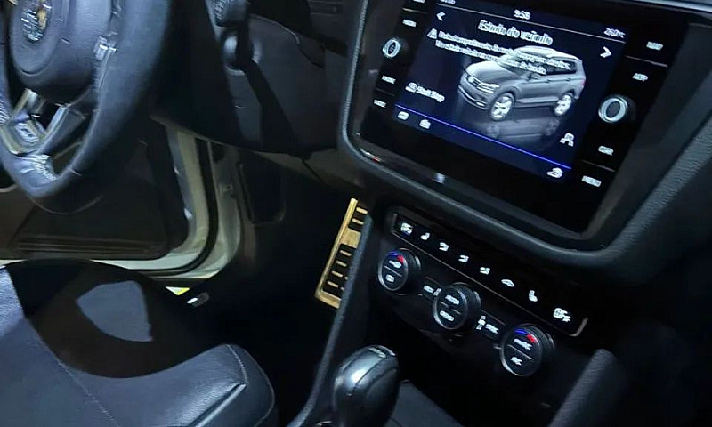 Volkswagen Tiguan Al...