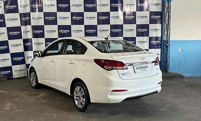 Hyundai Hyundahb20S ...