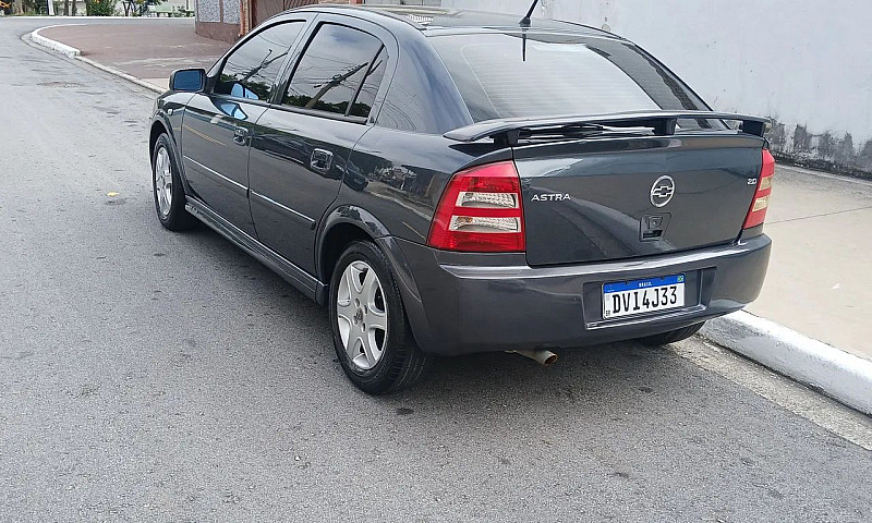 Chevrolet Astra Adva...