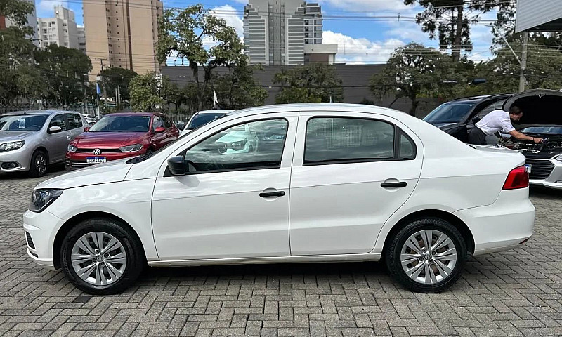 Volkswagen Voyage 1....