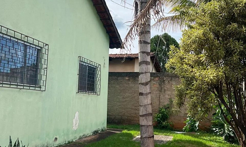 Casa R$ 1.500...