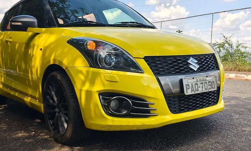 Suzuki Swift Sport R...