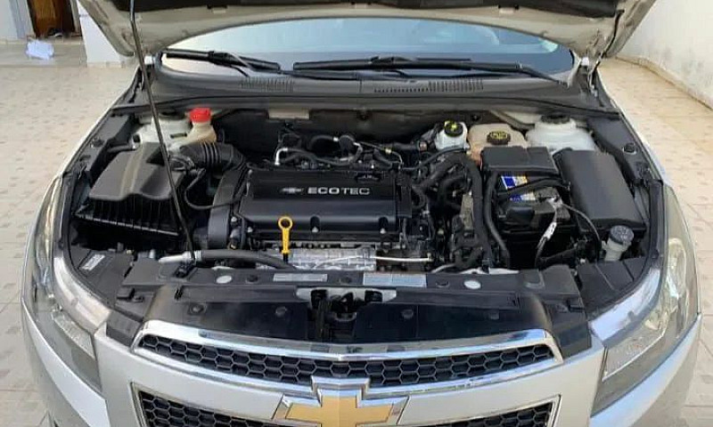 Chevrolet Cruze Hb S...