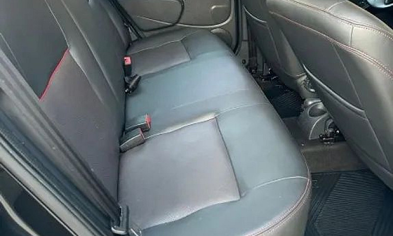 Renault Sandero Step...