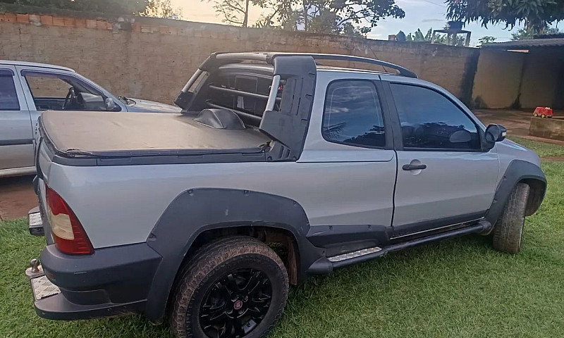 Fiat Strada Adventur...