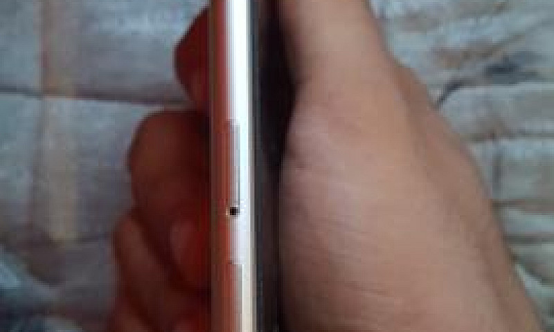 J7 Pro...