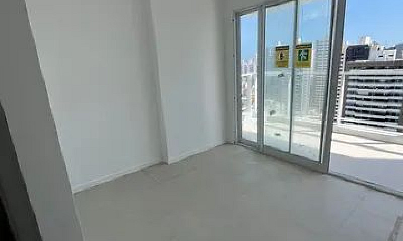 Apartamento De 1 Qua...