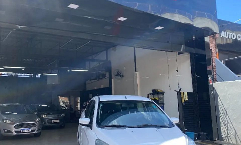 Ford Ka+ Sedan 1.0 T...